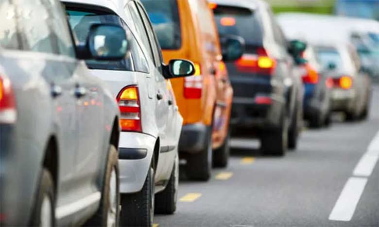 Các cách lái xe ô tô tiết kiệm xăng hiệu quả Các cách lái xe ô tô tiết kiệm xăng hiệu quả