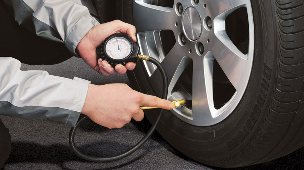 Các cách lái xe ô tô tiết kiệm xăng hiệu quả Các cách lái xe ô tô tiết kiệm xăng hiệu quả